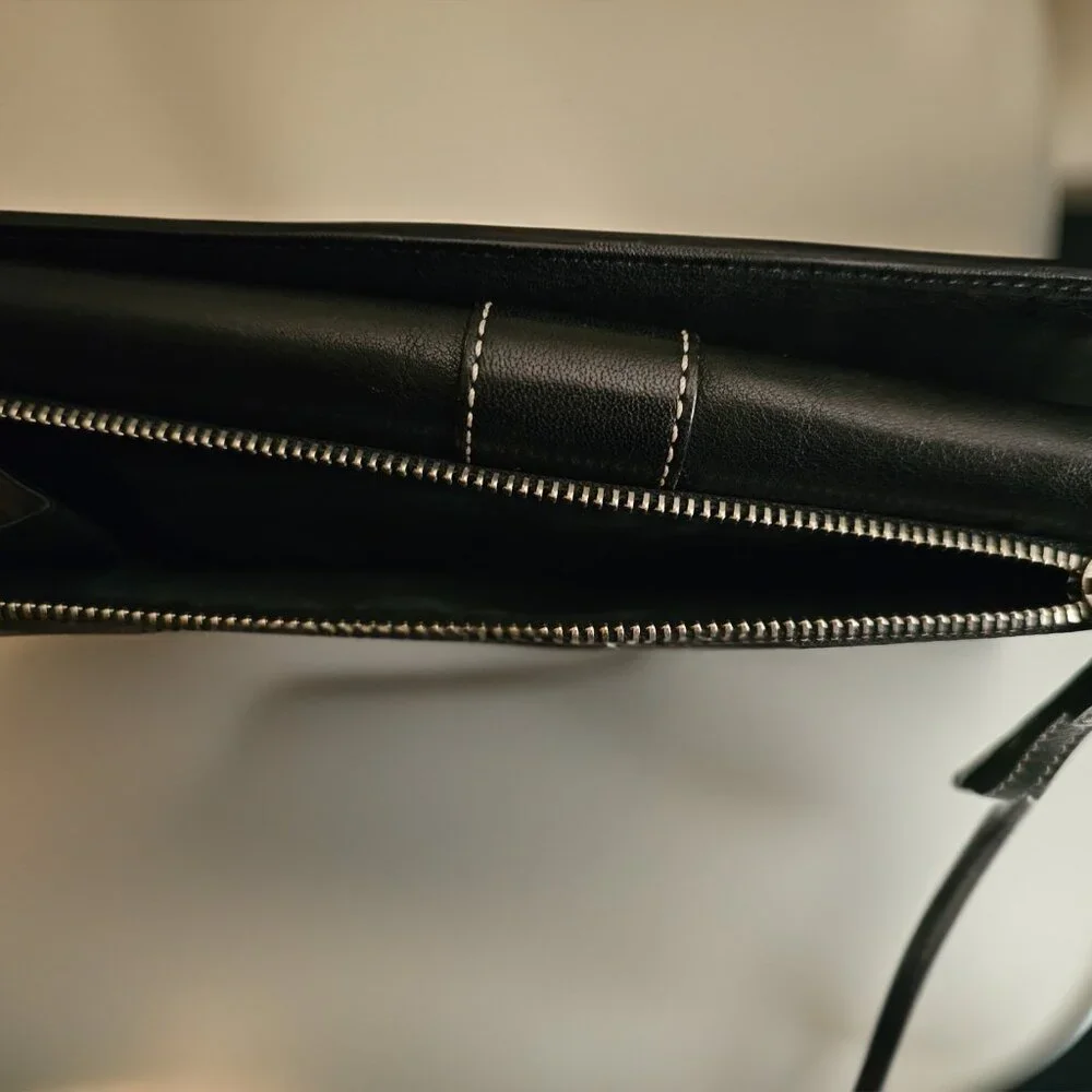 Vintage COACH Hampton Black Leather Tri-Fold Wallet - Picture 6 of 8